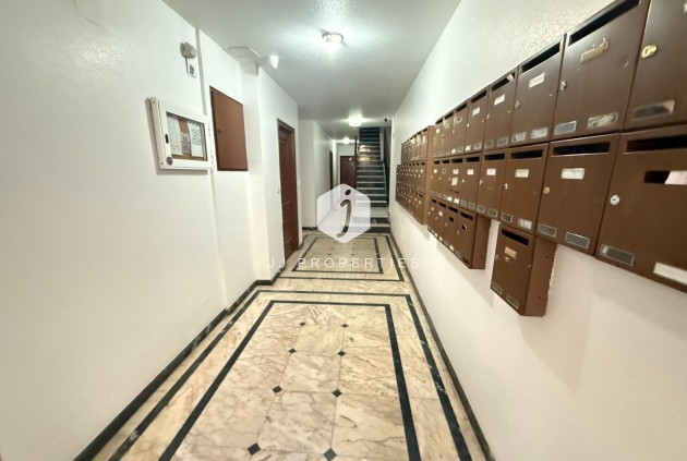 Segunda mano - Apartamento / piso -
Torrevieja - Playa del Cura