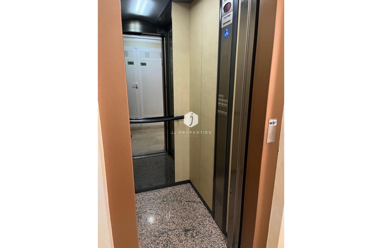 D'occasion - Appartement -
Almoradí