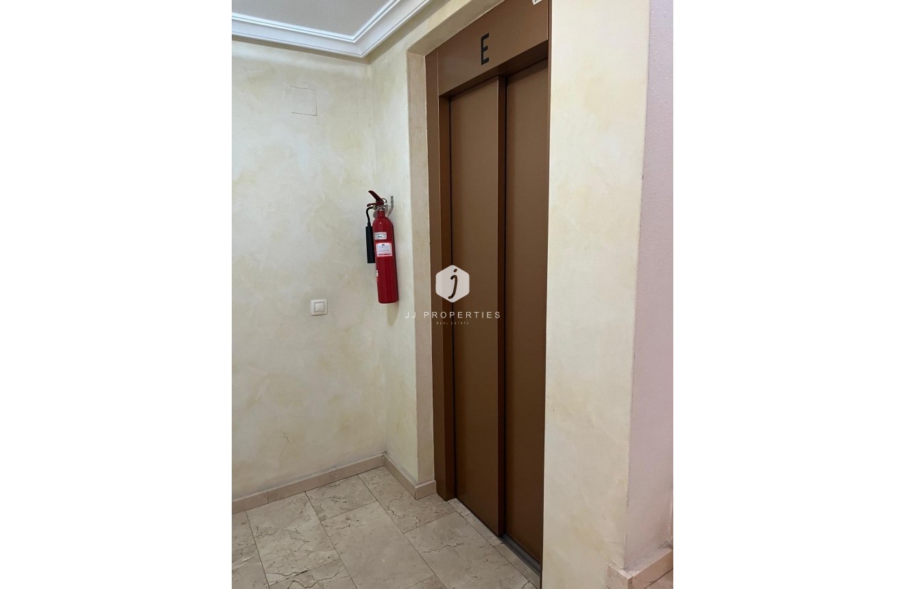 D'occasion - Appartement -
Almoradí