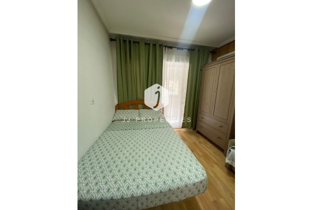 Resale - Apartment / flat -
Torrevieja - Playa de los Locos