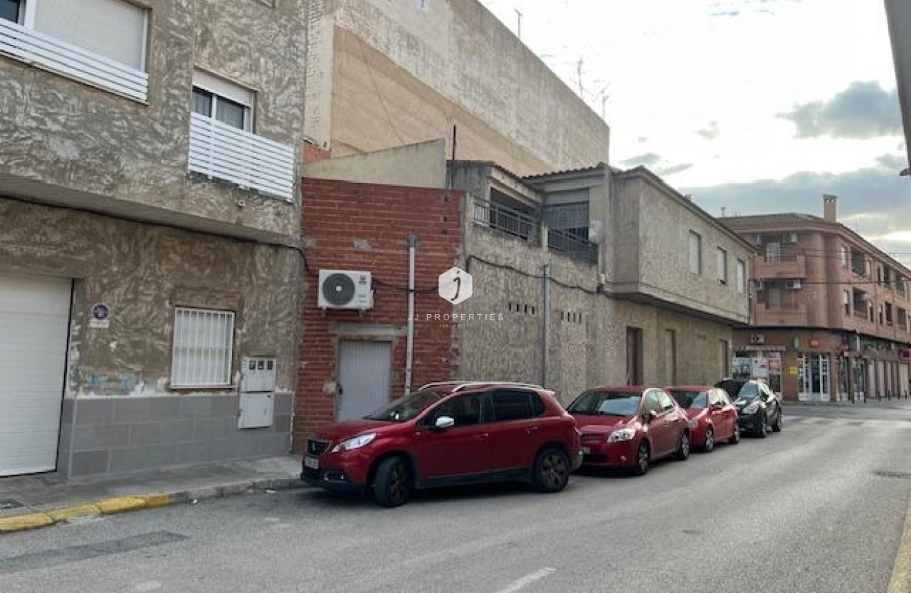 Segunda mano - Chalet -
Catral - Comunidad Valenciana