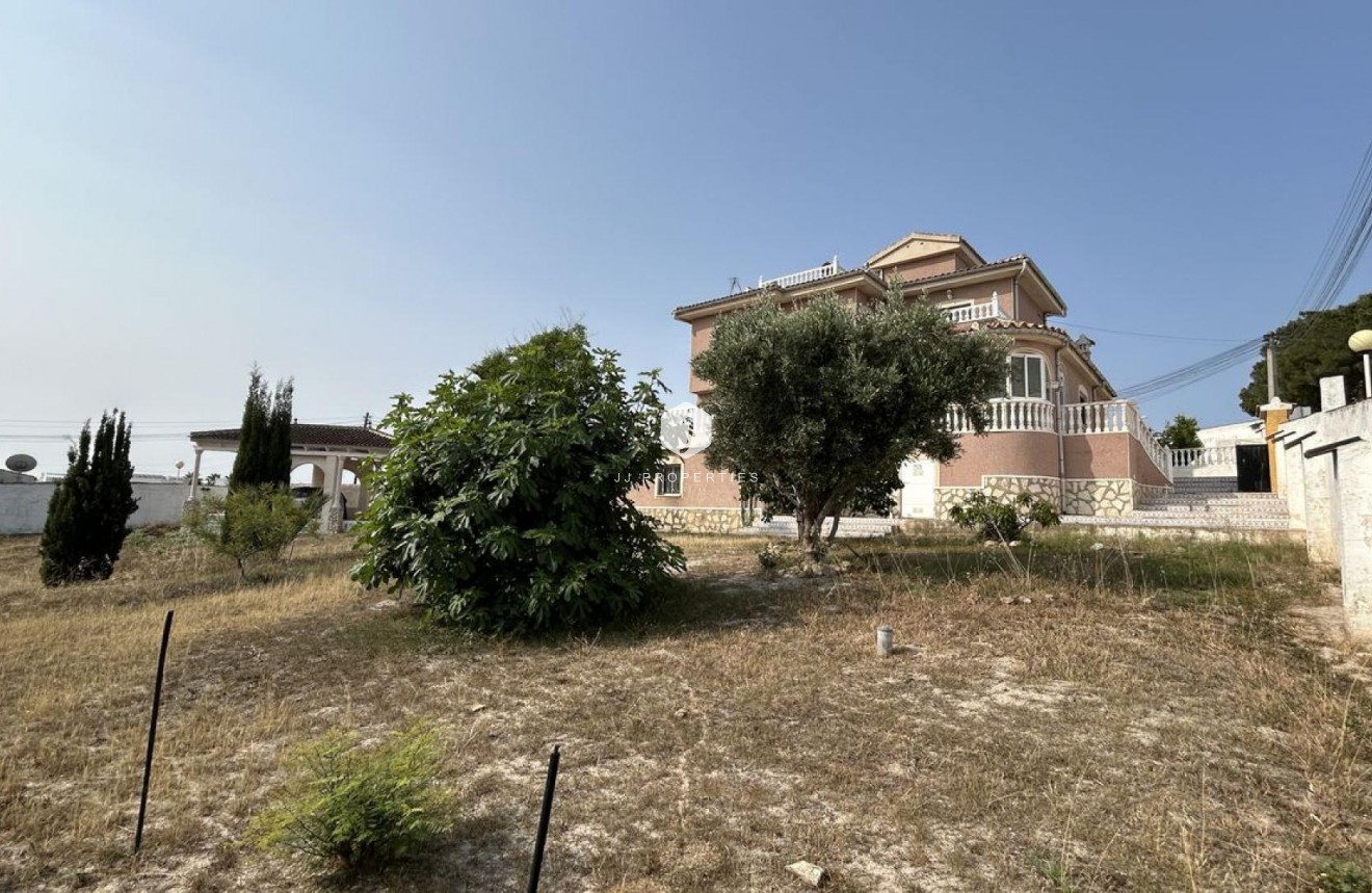 Segunda mano - Villa -
Ciudad Quesada - Costa Blanca