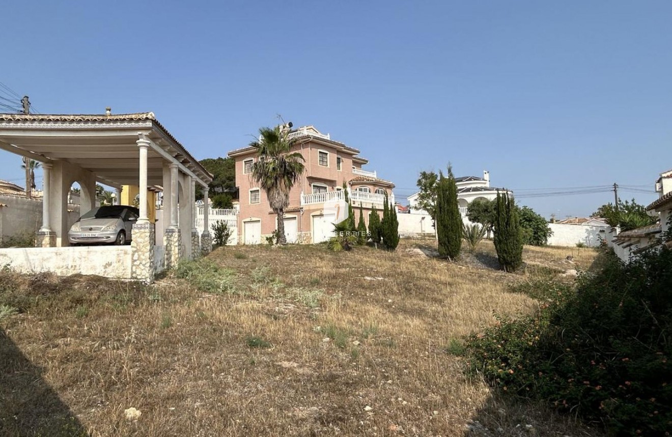 Segunda mano - Villa -
Ciudad Quesada - Costa Blanca