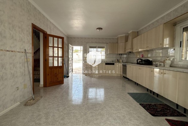 Segunda mano - Villa -
Ciudad Quesada - Costa Blanca