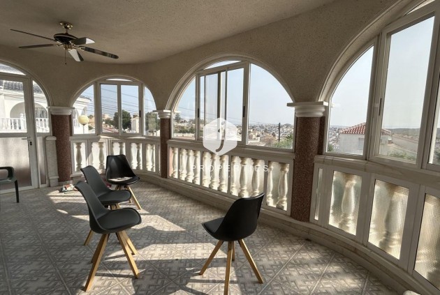 Segunda mano - Villa -
Ciudad Quesada - Costa Blanca