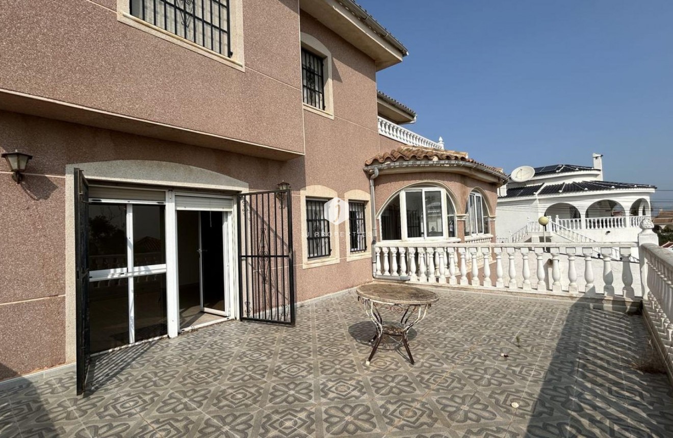 Segunda mano - Villa -
Ciudad Quesada - Costa Blanca