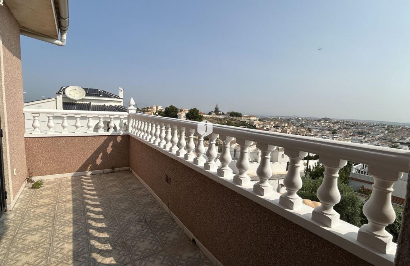 Segunda mano - Villa -
Ciudad Quesada - Costa Blanca