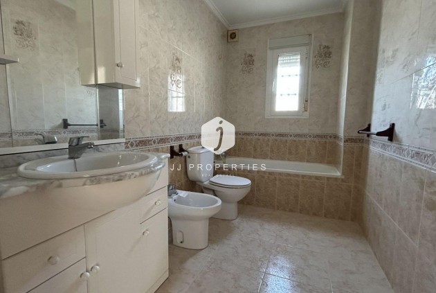 Segunda mano - Villa -
Ciudad Quesada - Costa Blanca