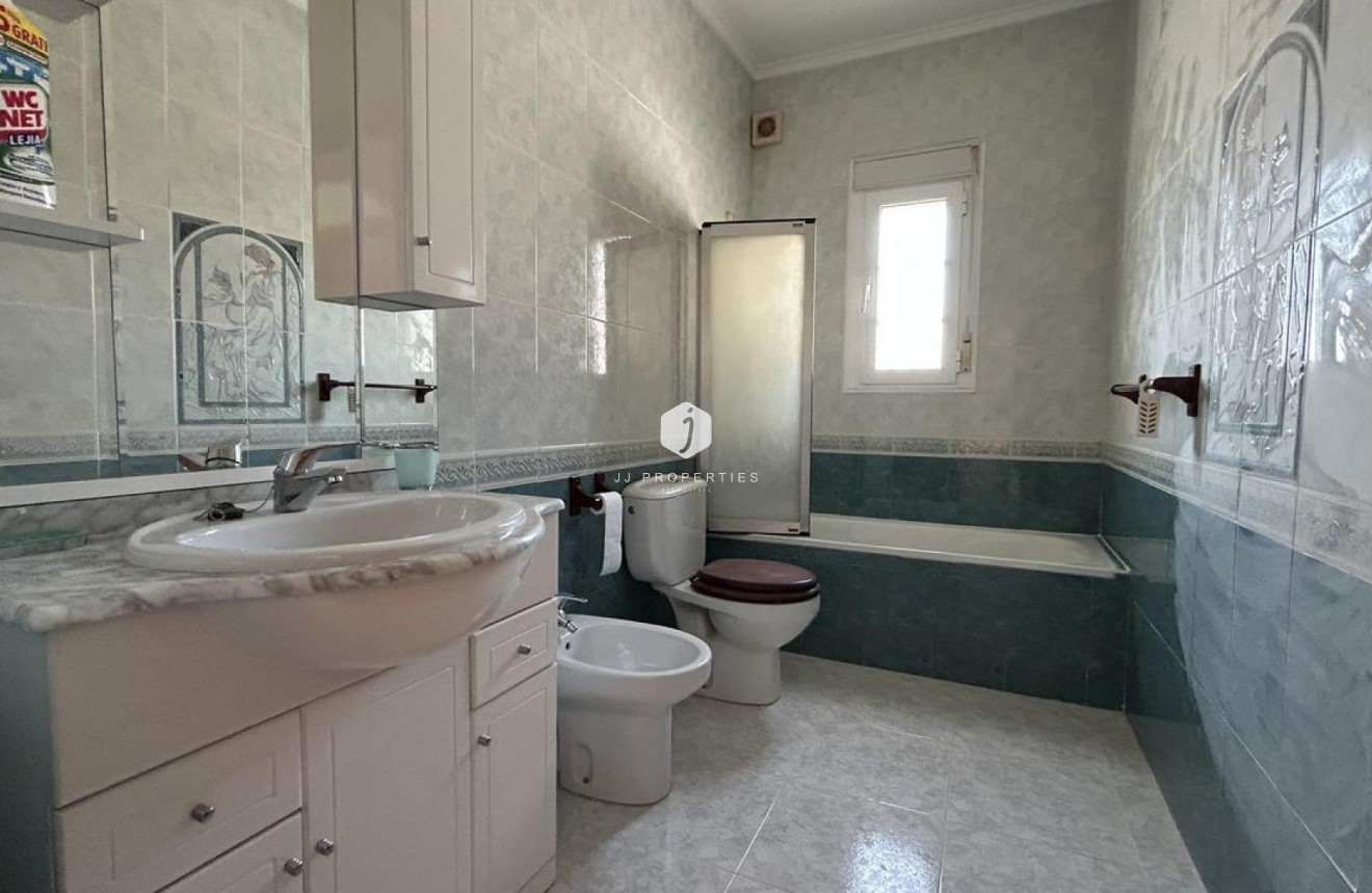 Segunda mano - Villa -
Ciudad Quesada - Costa Blanca