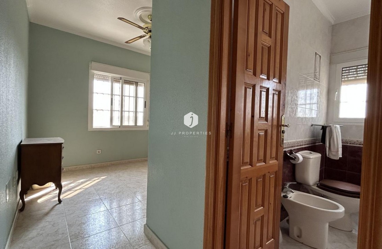 Segunda mano - Villa -
Ciudad Quesada - Costa Blanca