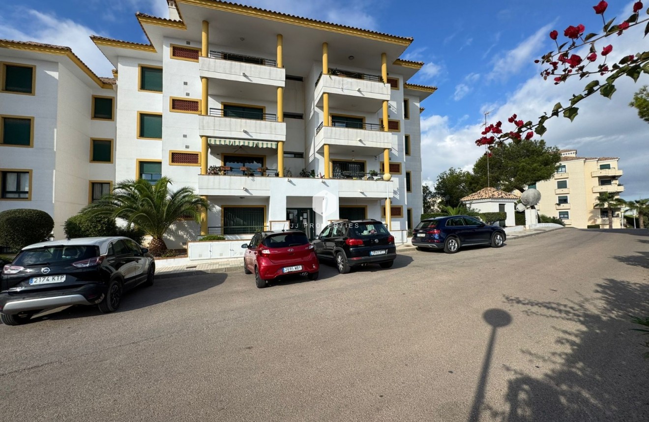 Segunda mano - Apartamento / piso -
Dehesa de Campoamor - Costa Blanca