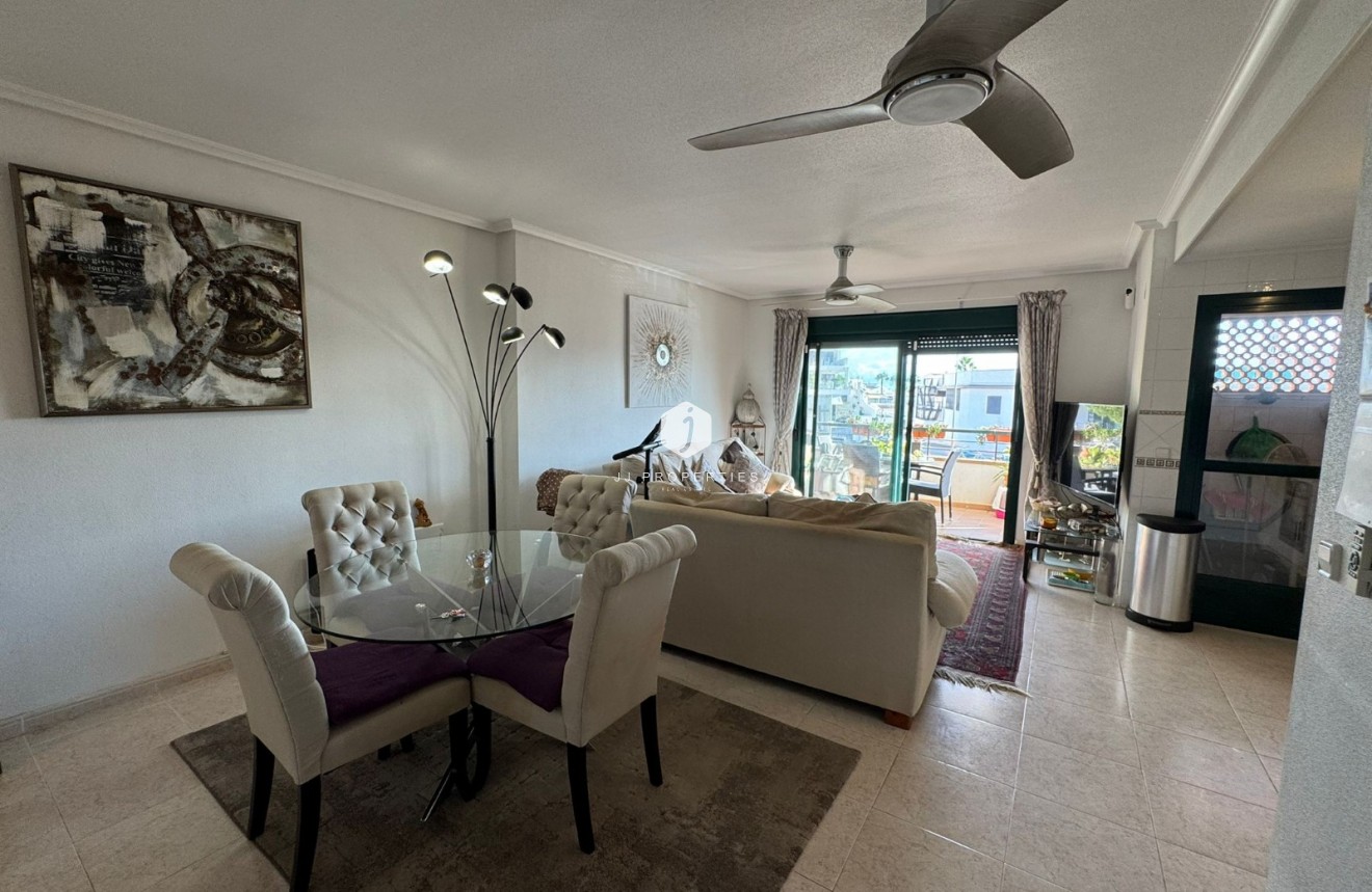 Segunda mano - Apartamento / piso -
Dehesa de Campoamor - Costa Blanca