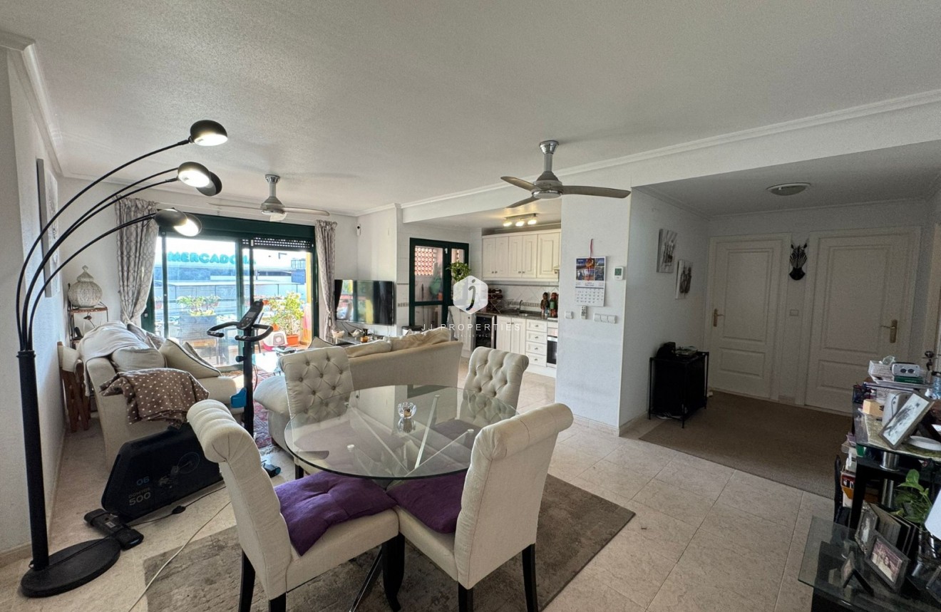 Segunda mano - Apartamento / piso -
Dehesa de Campoamor - Costa Blanca