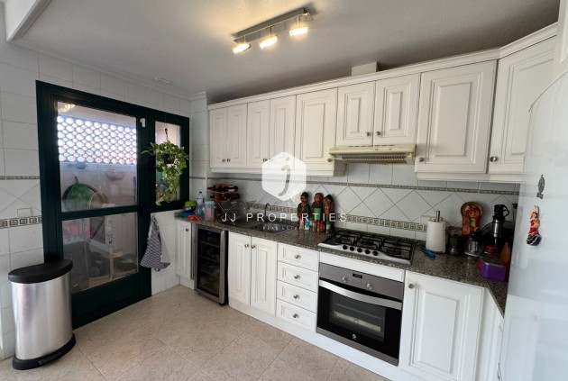 Segunda mano - Apartamento / piso -
Dehesa de Campoamor - Costa Blanca