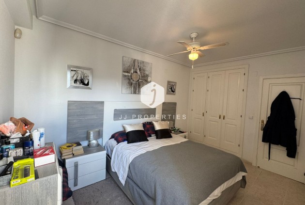 Segunda mano - Apartamento / piso -
Dehesa de Campoamor - Costa Blanca