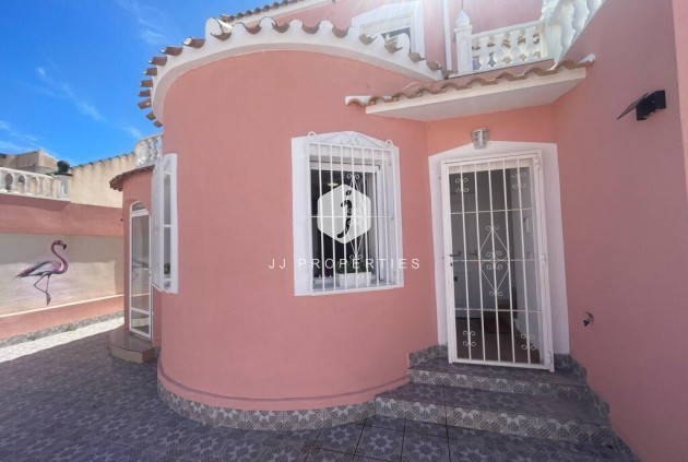 Segunda mano - Villa -
Playa Flamenca - Costa Blanca