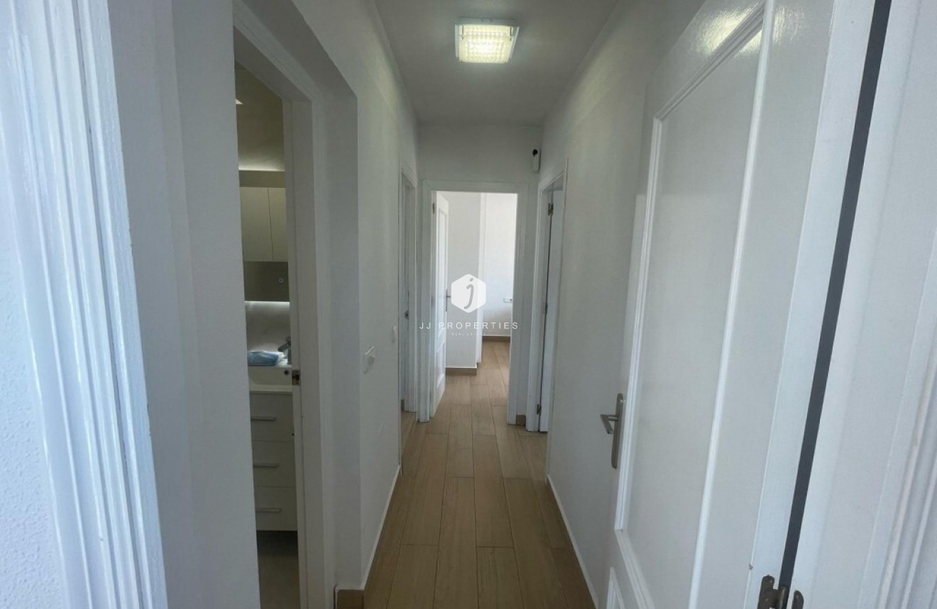 Segunda mano - Villa -
Playa Flamenca - Costa Blanca