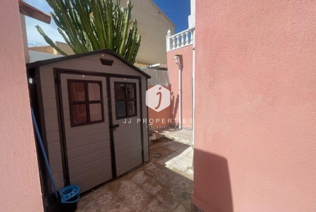 Segunda mano - Villa -
Playa Flamenca - Costa Blanca