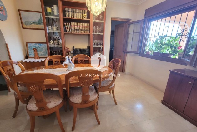 Segunda mano - Villa -
Torrevieja - aguas nuevas