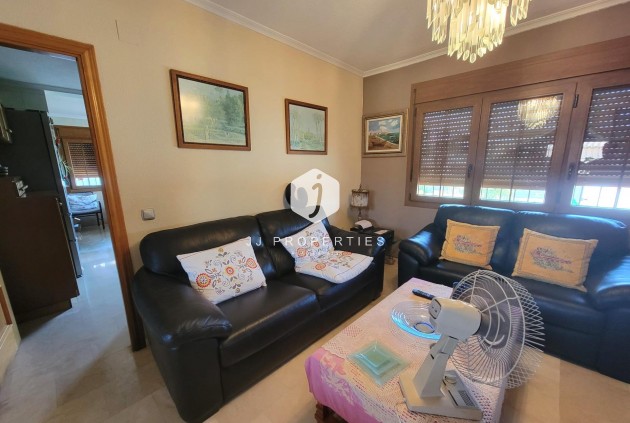 Segunda mano - Villa -
Torrevieja - aguas nuevas