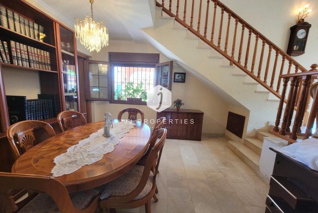 Segunda mano - Villa -
Torrevieja - aguas nuevas