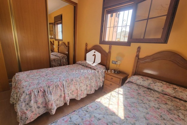 Segunda mano - Villa -
Torrevieja - aguas nuevas