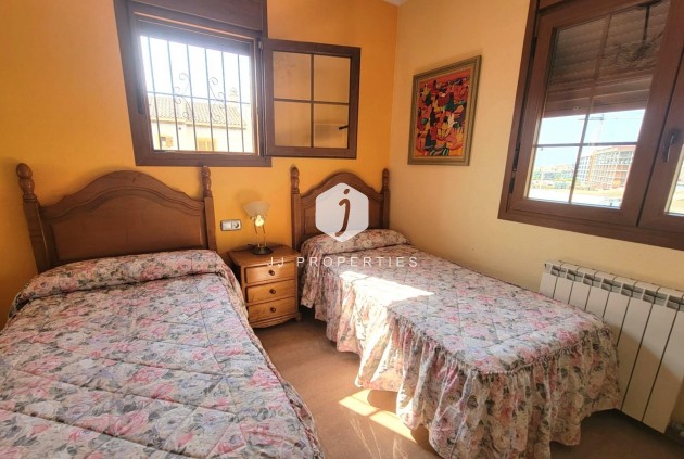 Segunda mano - Villa -
Torrevieja - aguas nuevas