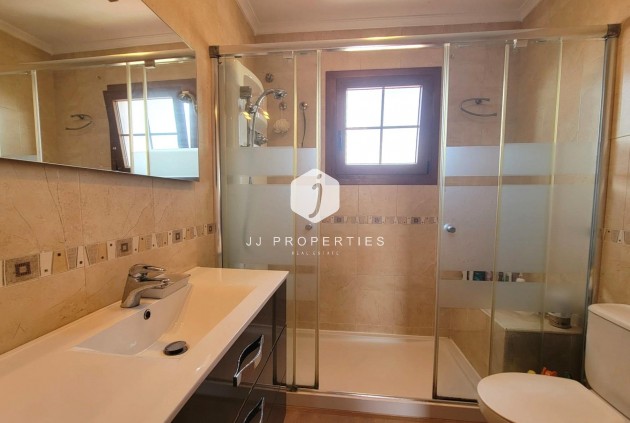 Segunda mano - Villa -
Torrevieja - aguas nuevas