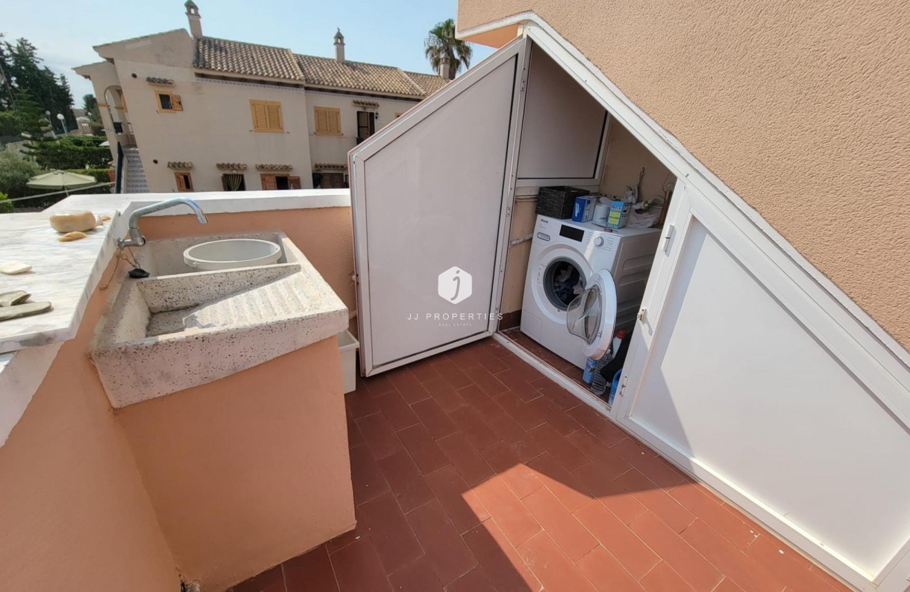 Segunda mano - Villa -
Torrevieja - aguas nuevas