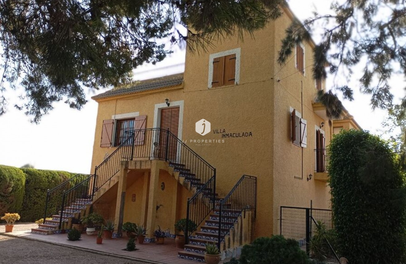 Segunda mano - Villa -
Daya Nueva - Costa Blanca