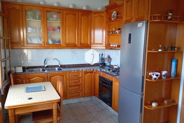 Segunda mano - Villa -
Daya Nueva - Costa Blanca