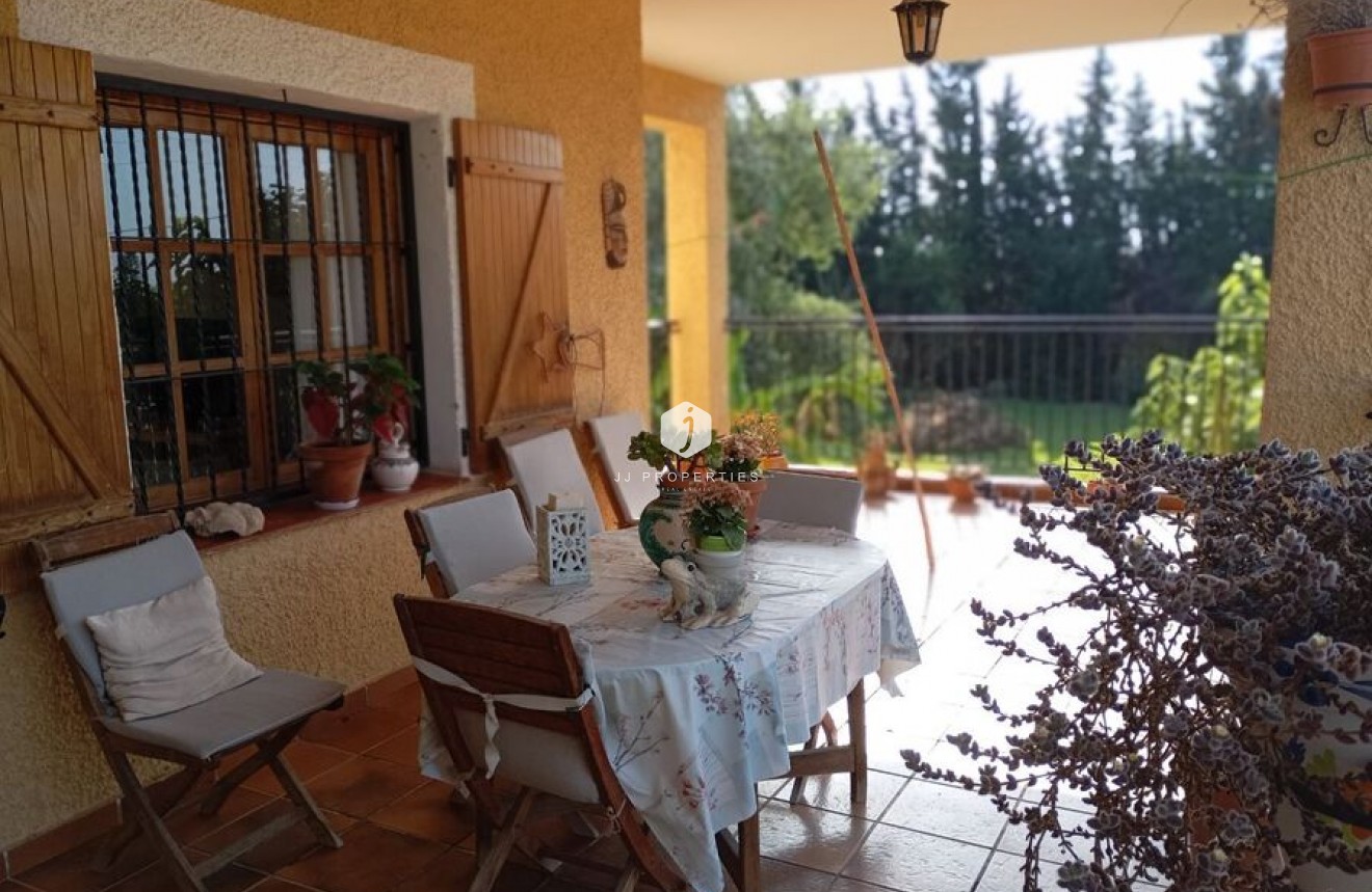 Segunda mano - Villa -
Daya Nueva - Costa Blanca