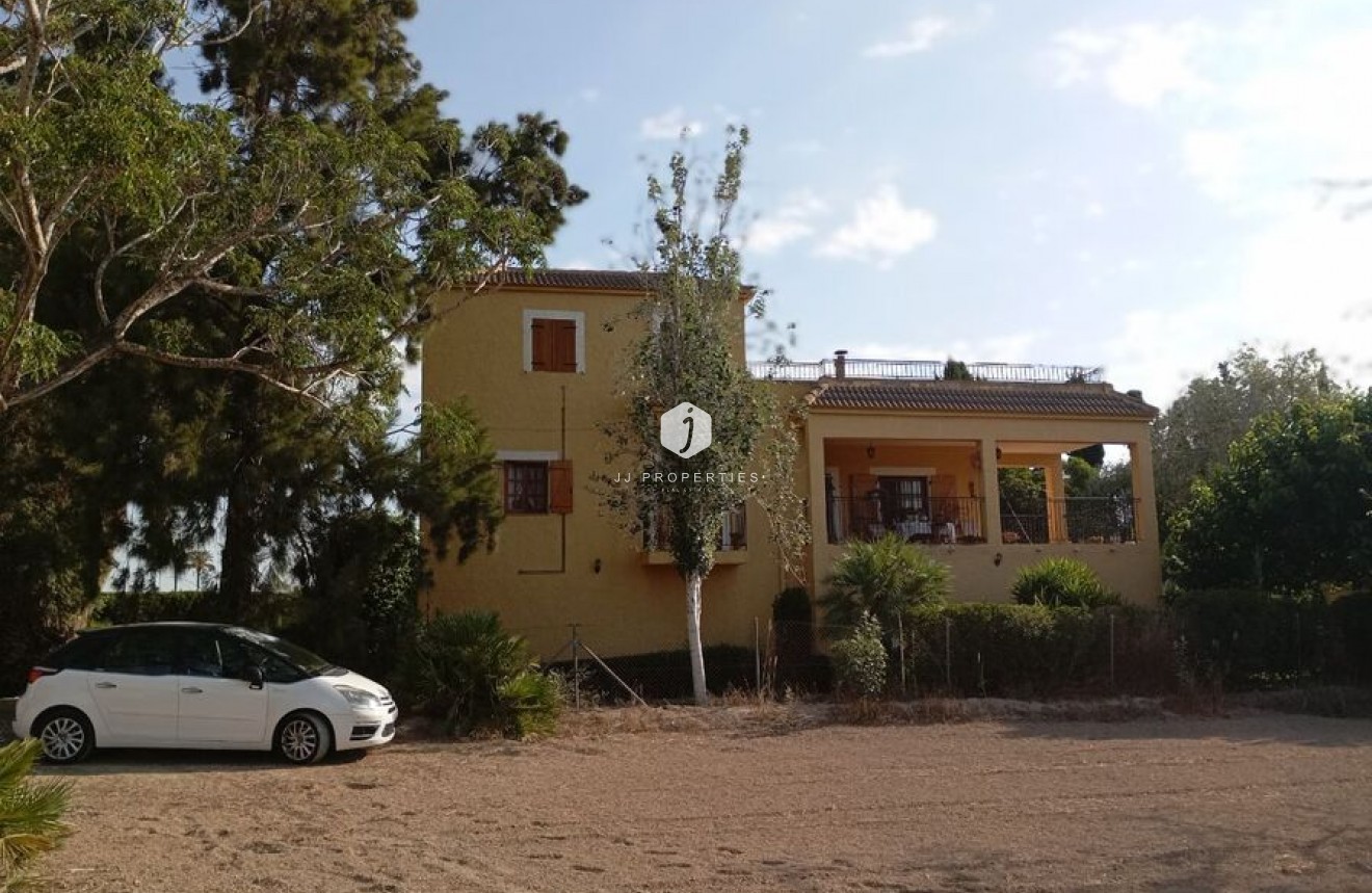 Segunda mano - Villa -
Daya Nueva - Costa Blanca