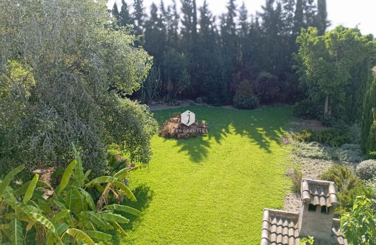 Segunda mano - Villa -
Daya Nueva - Costa Blanca