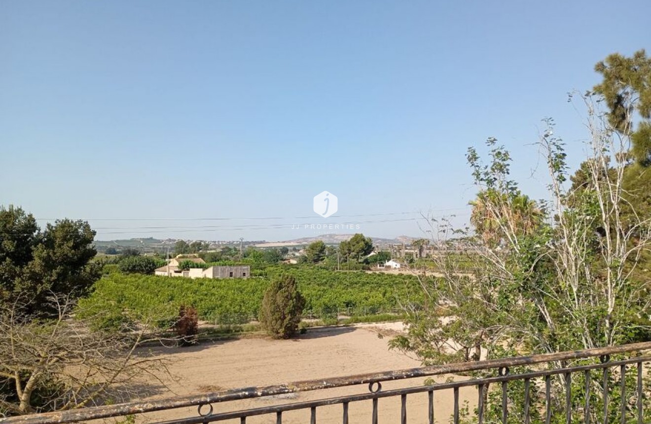 Segunda mano - Villa -
Daya Nueva - Costa Blanca