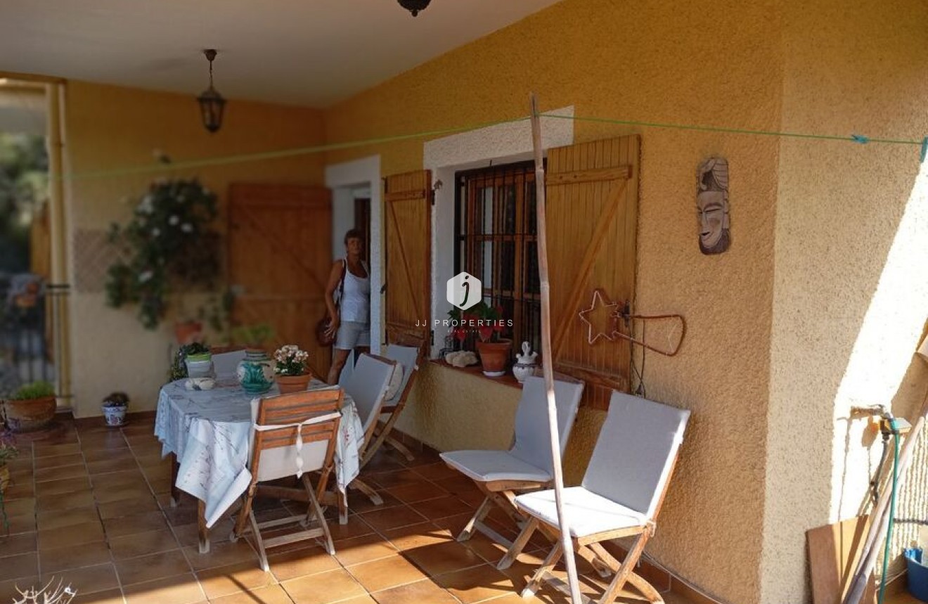 Segunda mano - Villa -
Daya Nueva - Costa Blanca