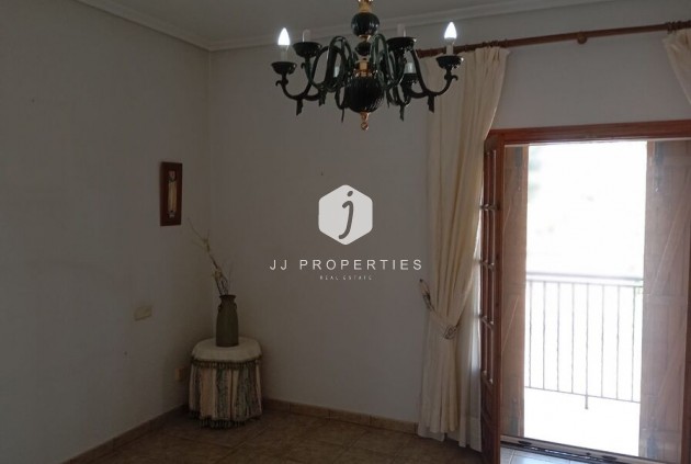 Segunda mano - Villa -
Daya Nueva - Costa Blanca