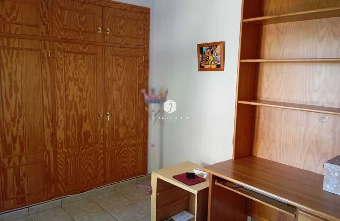 Segunda mano - Villa -
Daya Nueva - Costa Blanca