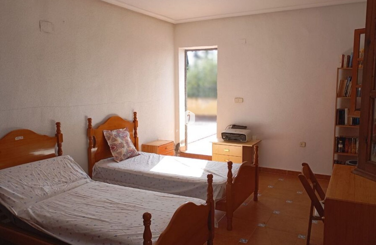 Segunda mano - Villa -
Daya Nueva - Costa Blanca