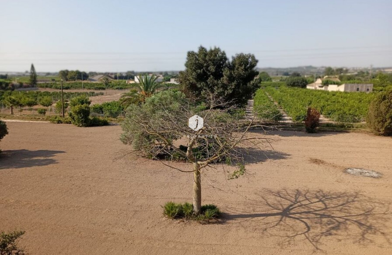 Segunda mano - Villa -
Daya Nueva - Costa Blanca