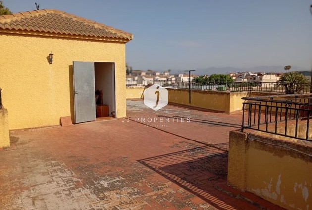 Segunda mano - Villa -
Daya Nueva - Costa Blanca