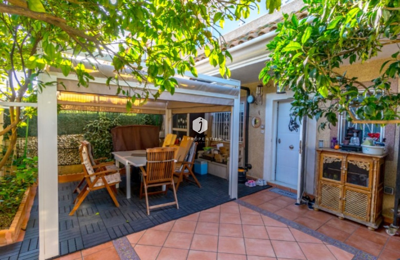 Segunda mano - Chalet -
Torrevieja - Costa Blanca