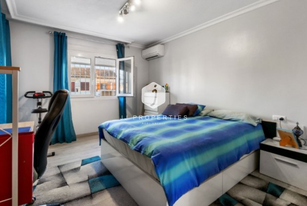 Segunda mano - Chalet -
Torrevieja - Costa Blanca