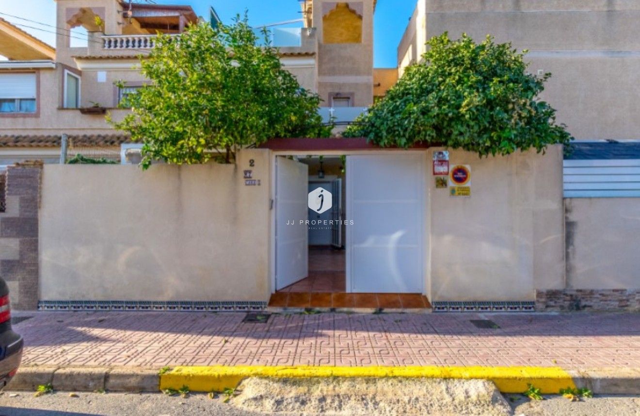 Segunda mano - Chalet -
Torrevieja - Costa Blanca