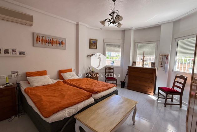 Segunda mano - Villa -
Orihuela Costa - Costa Blanca