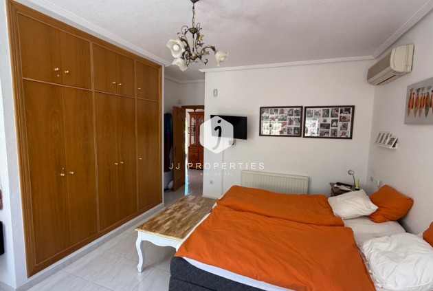 Segunda mano - Villa -
Orihuela Costa - Costa Blanca