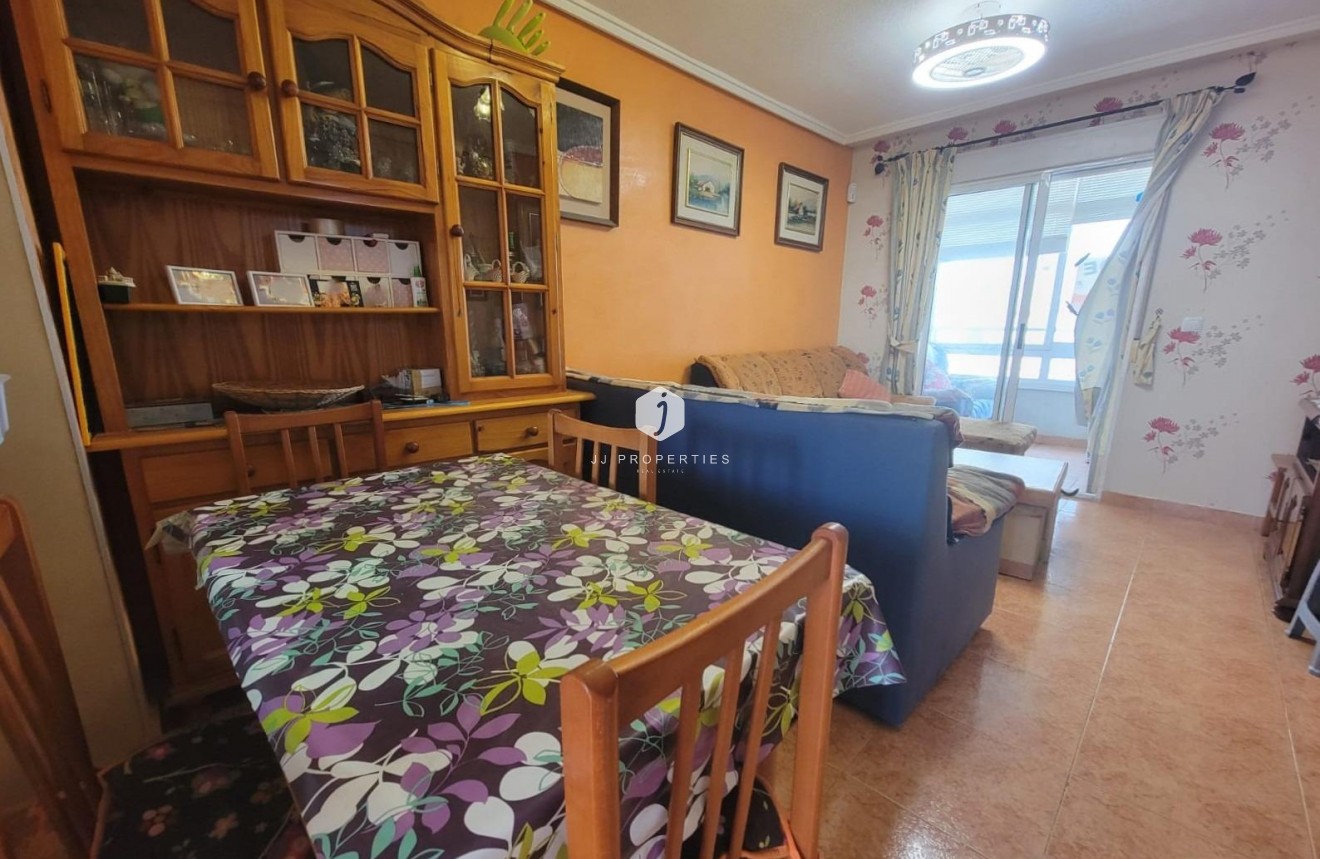 Segunda mano - Apartamento / piso -
Torrevieja - Nueva Torrevieja