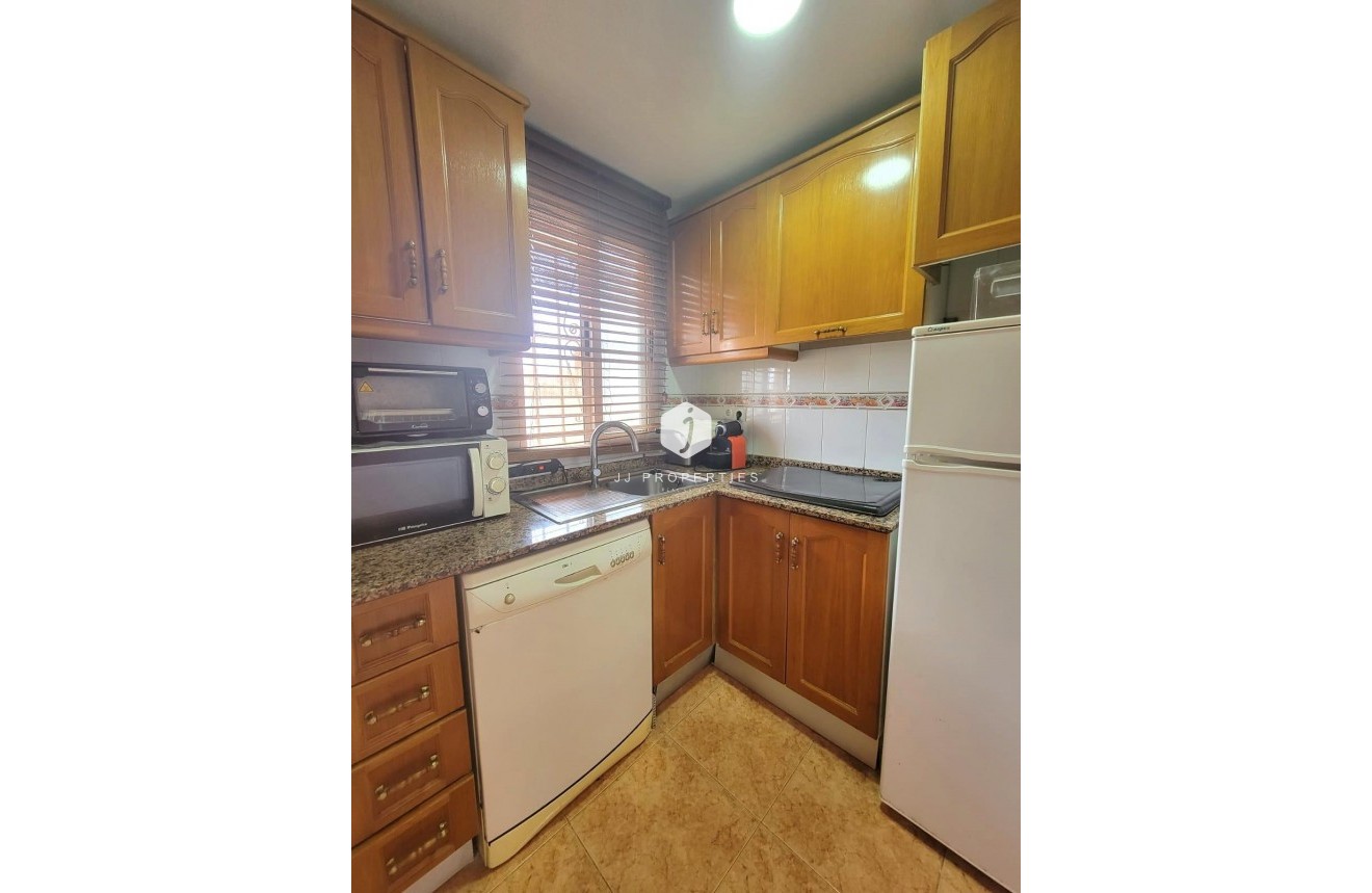 Segunda mano - Apartamento / piso -
Torrevieja - Nueva Torrevieja