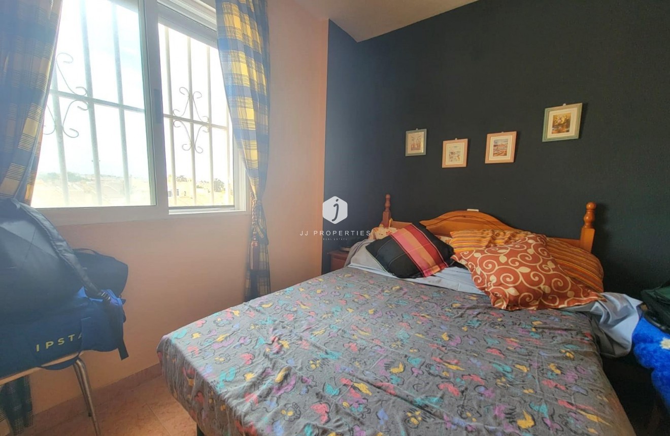 Segunda mano - Apartamento / piso -
Torrevieja - Nueva Torrevieja