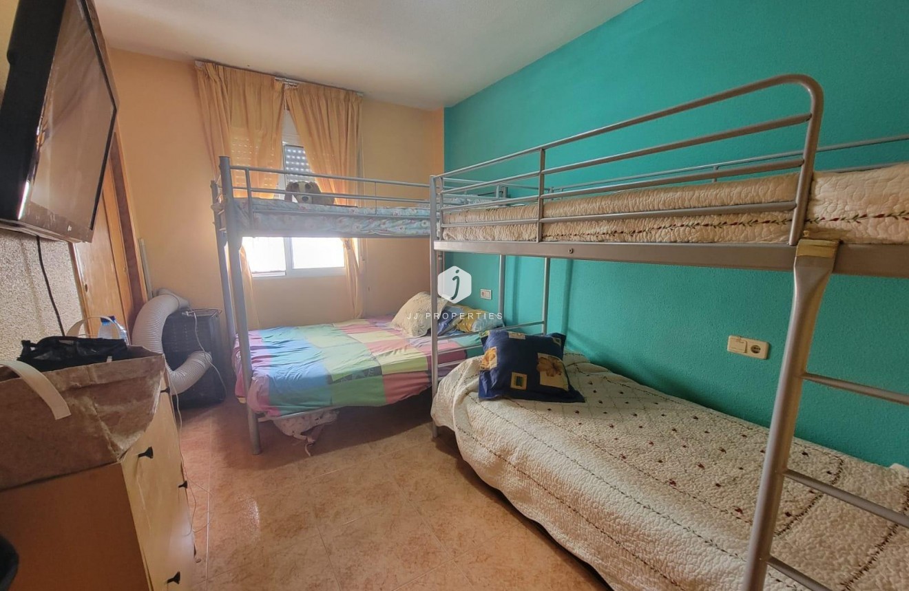 Segunda mano - Apartamento / piso -
Torrevieja - Nueva Torrevieja